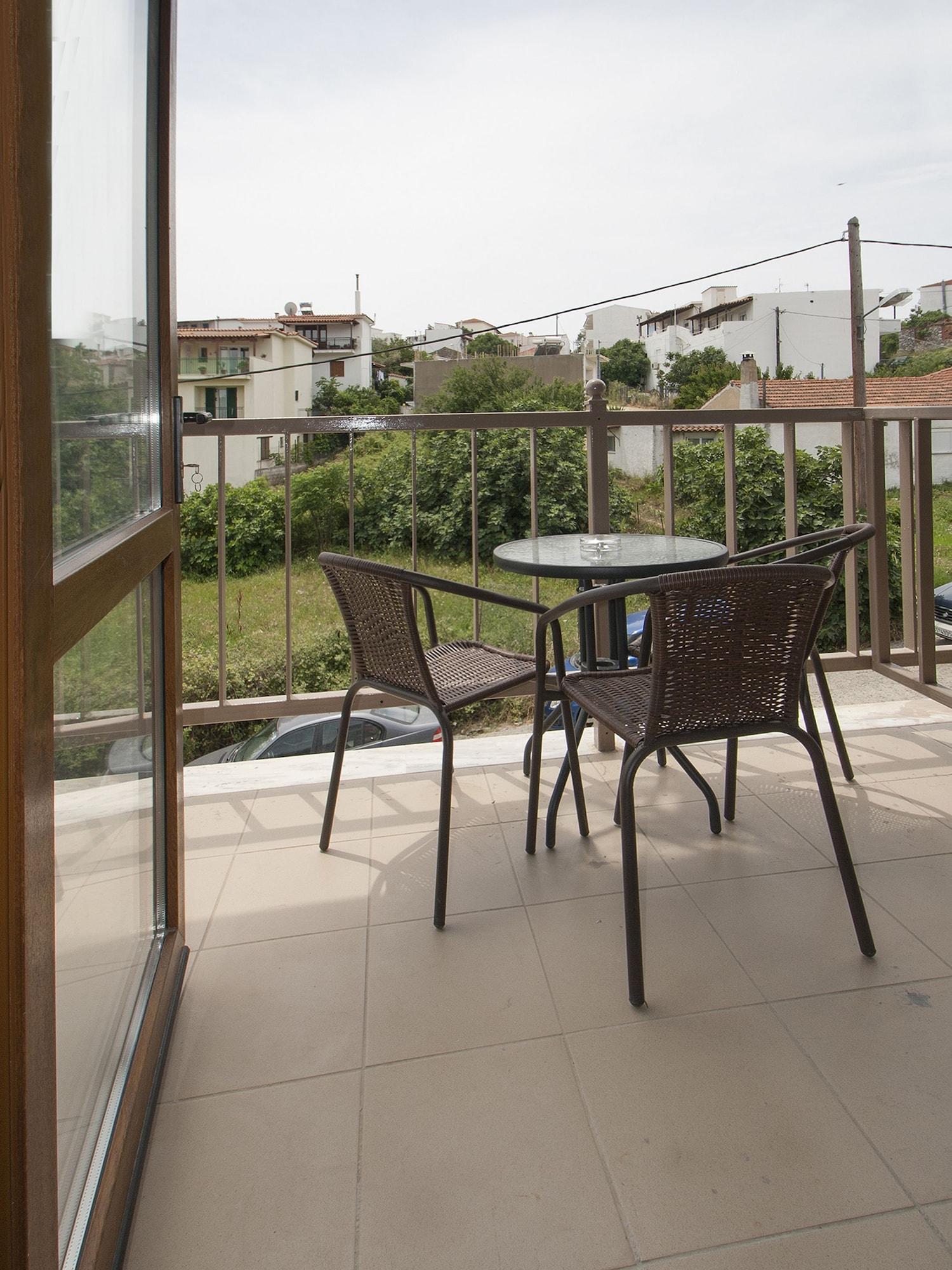 Pineapple Skiathos Exterior foto